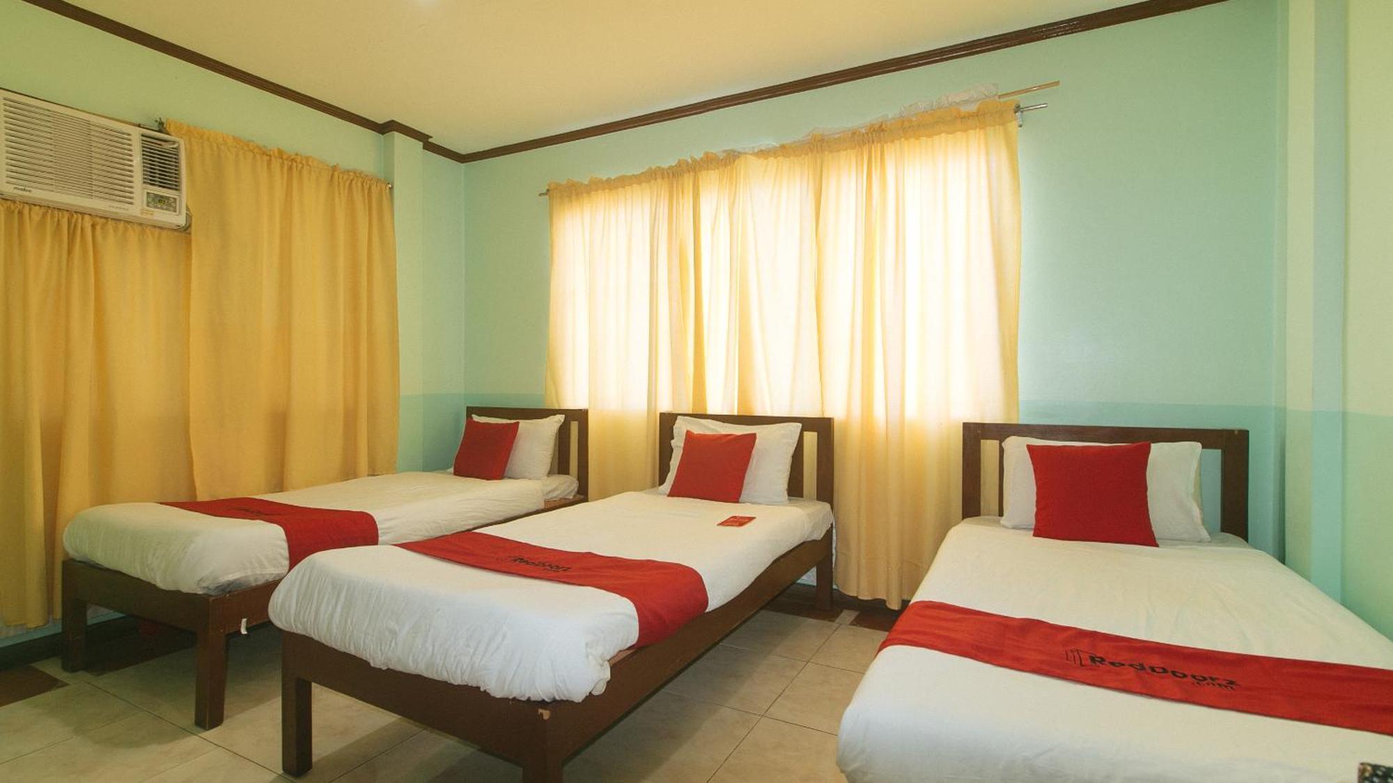 Reddoorz At Maanyag Pension House Mandaue Cebu Stadt Exterior foto