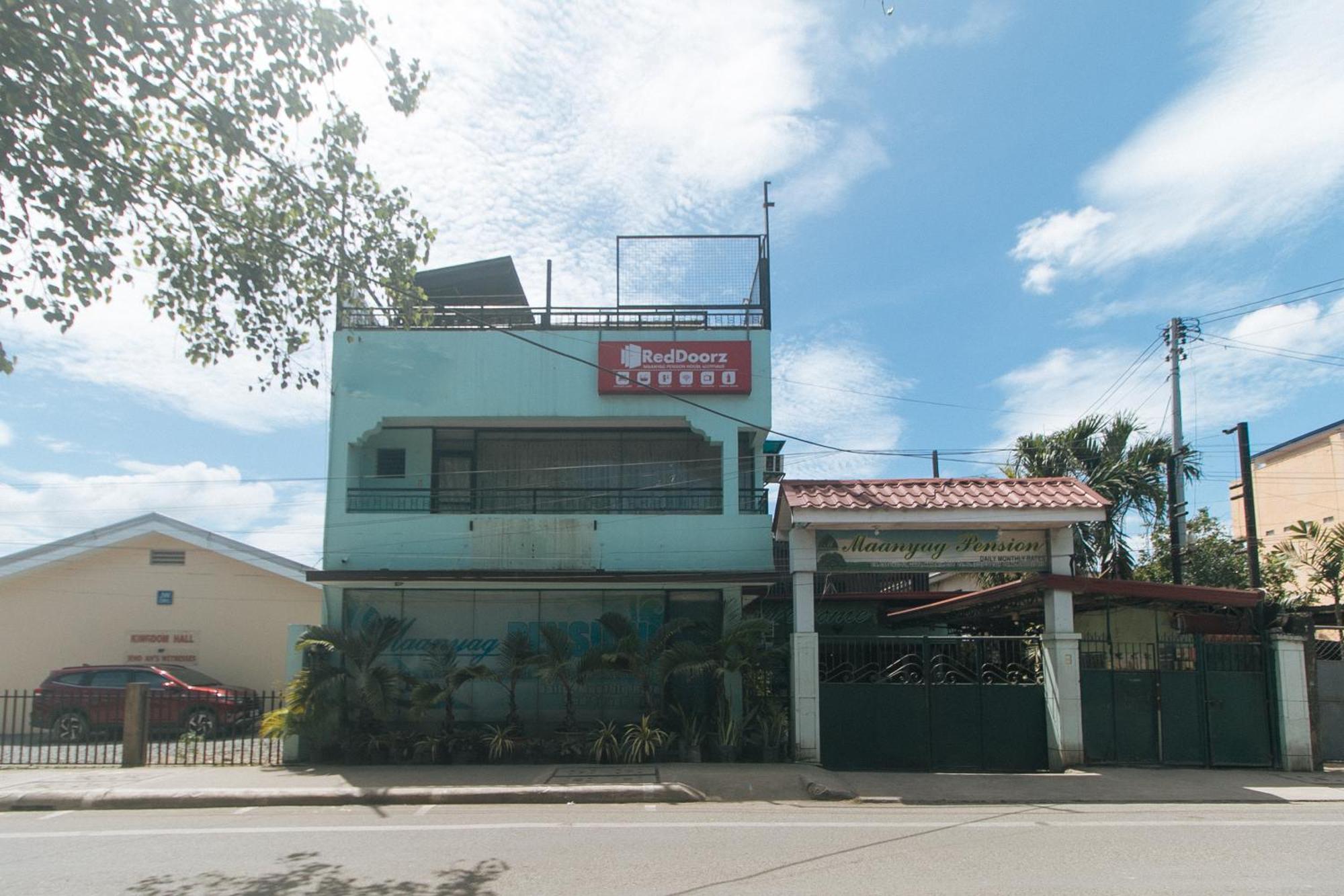 Reddoorz At Maanyag Pension House Mandaue Cebu Stadt Exterior foto